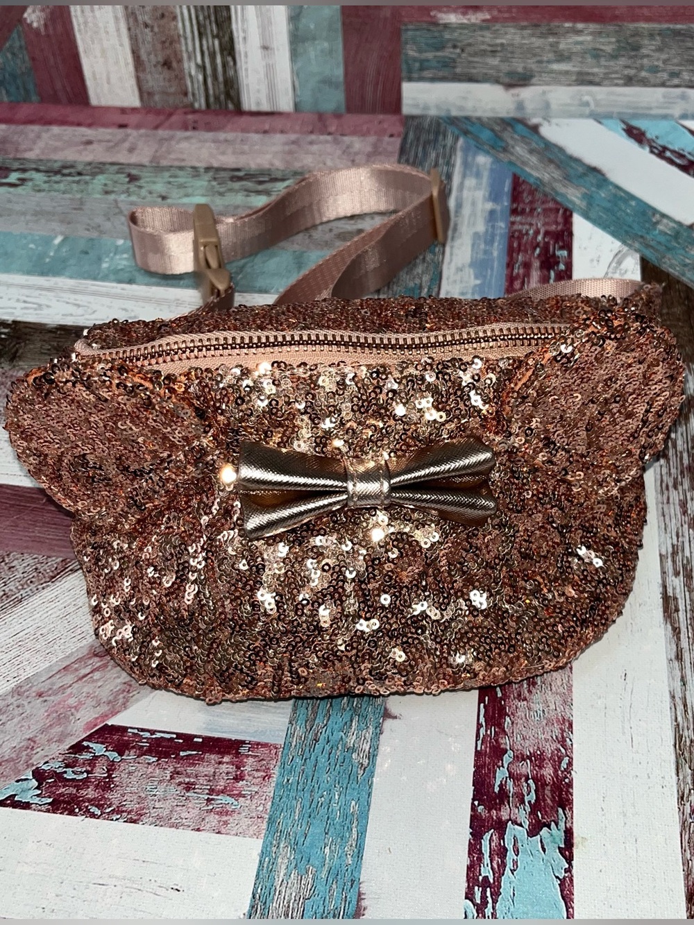 Loungefly Disneyparks Minnie Mouse Fanny Pack Rose Gold EUC Polka Dot Lining